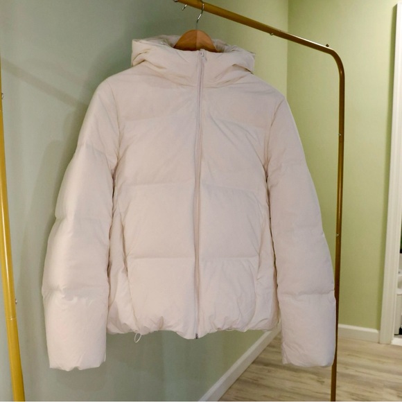 Uniqlo Women's Off-White Puffer Jacket Seamless Down Parka - Picture 3 of 14